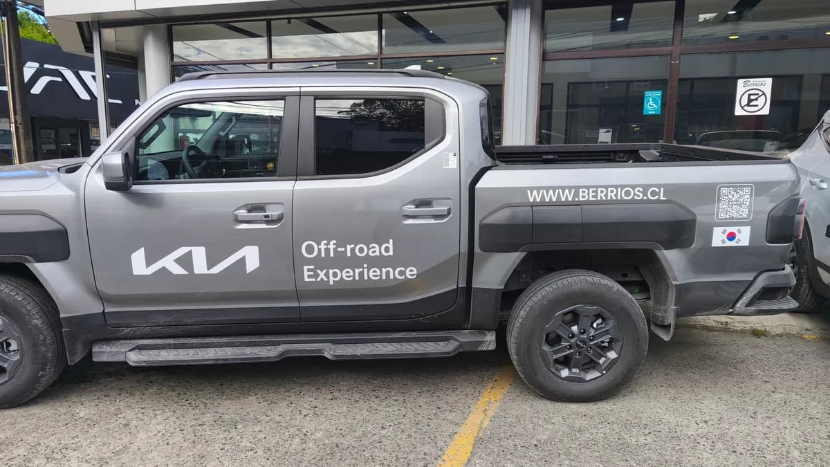 Rotulación vehicular completa para flota corporativa Automotora Berríos Puerto Montt